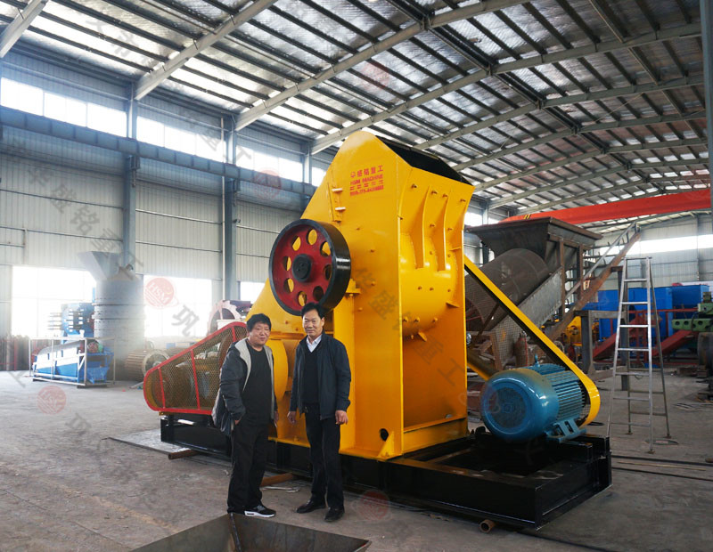 大型煤廠用雙級粉碎機(jī)合適嗎？為什么